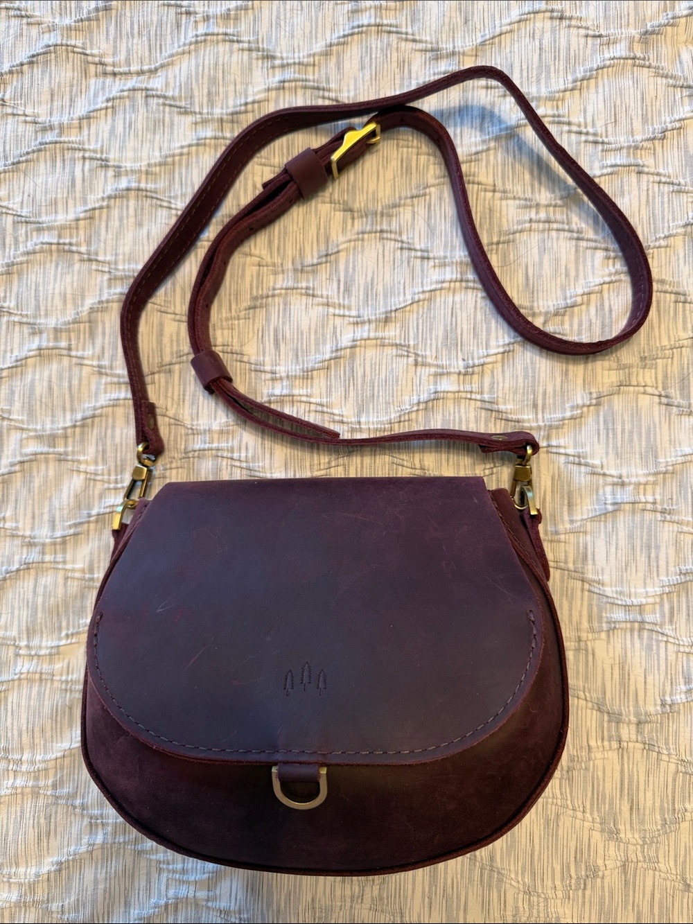 Leather Crossbody Bag in Burgundy